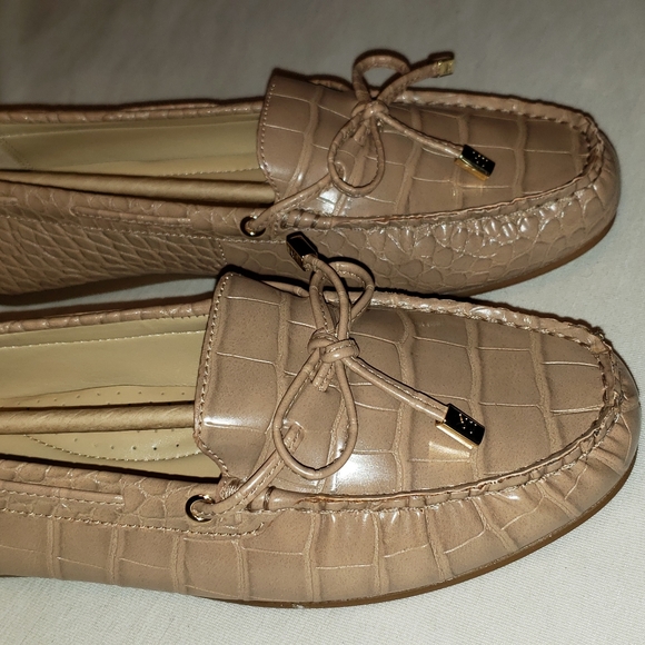 Women Michael Kors Sutton Moccasins size US 9M - Picture 5 of 8